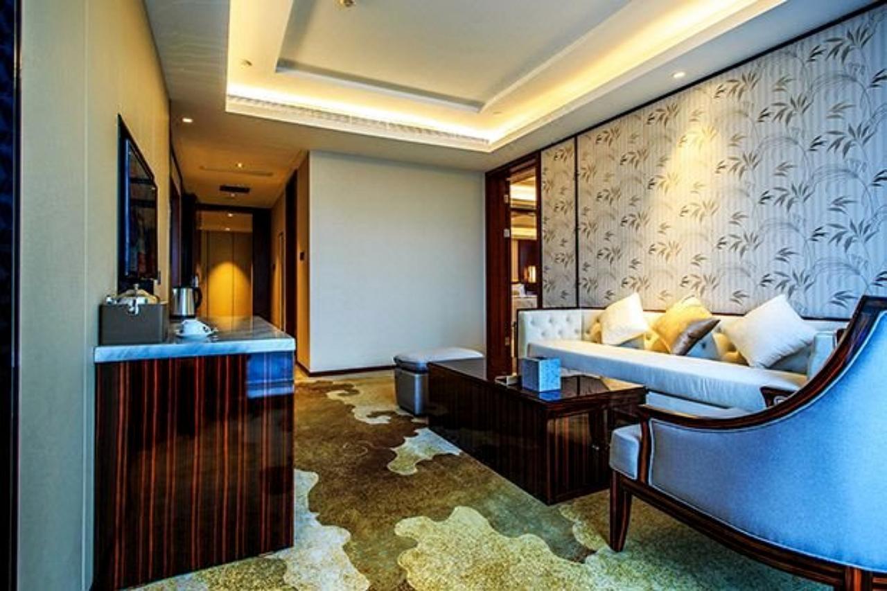 Ramada Jiaxing Hotel Eksteriør billede